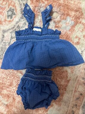Zara baby Blue Smocked Two-Piece Baby Set size 3-6 months
